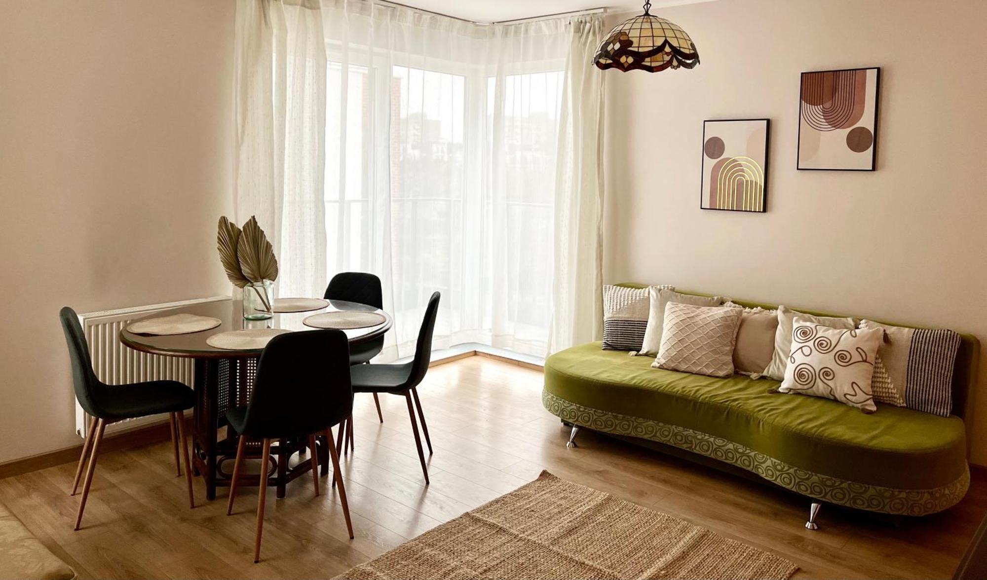 Oldtown Retro Apartment By Marina With Balcony For 6 People Гданськ Екстер'єр фото
