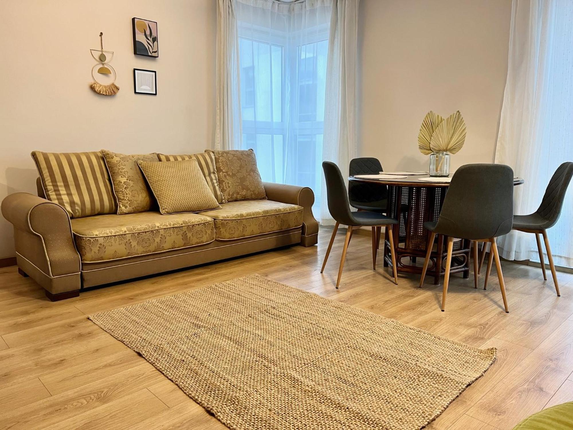 Oldtown Retro Apartment By Marina With Balcony For 6 People Гданськ Екстер'єр фото